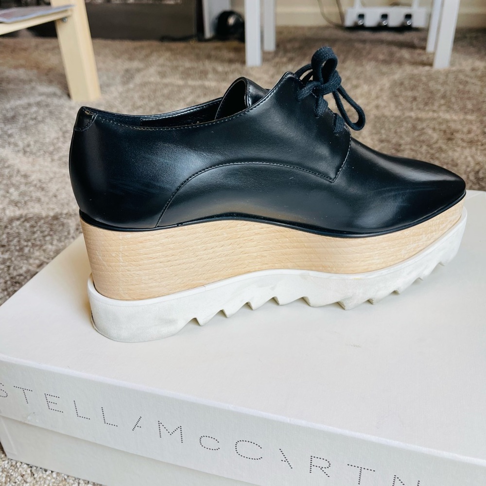 🔥🔥❤️❤️Stella McCartney!!! Black
Signature Elyse platforms